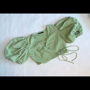 Cropped Puff Sleeve Top